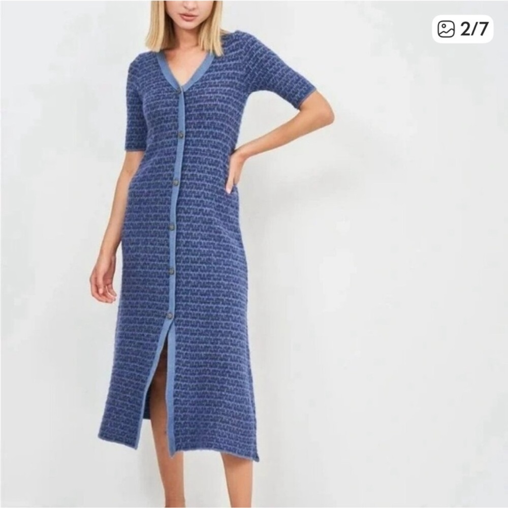 🌎 Zara Knit Midi Dress with Jewel Button Metallic Thread.